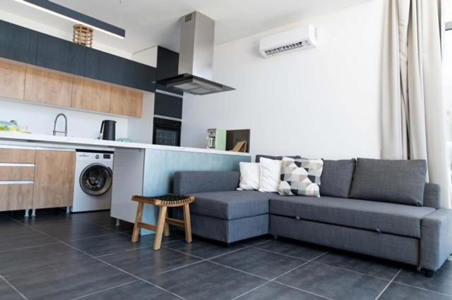 Apartment Front 2-3-4 Elaionas (Kos)